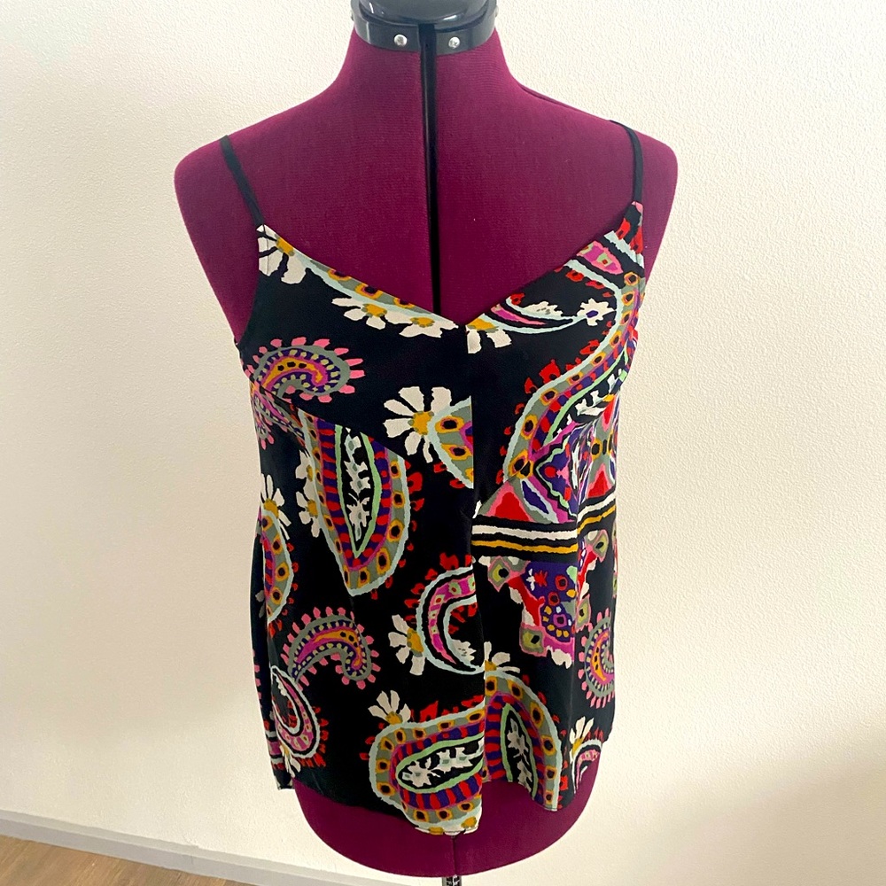 HD in Paris. Size 0. Black and paisley high-lo tank. Silk.